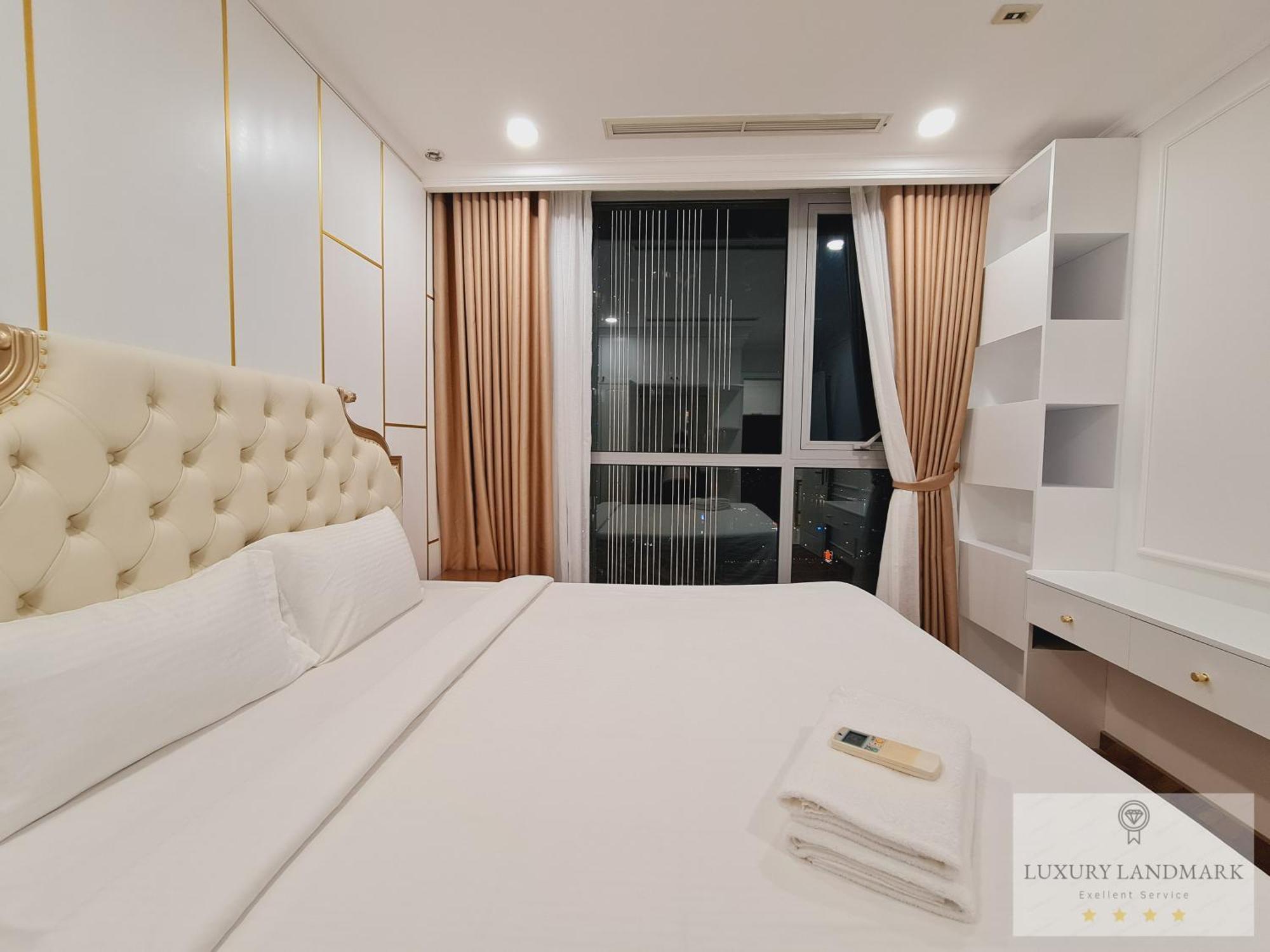 Sky Park - Vinhomes Central Park TP. Hồ Chí Minh